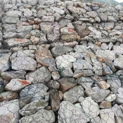 갈판 젤바니제 가비온 팽창 강도 350-550N/mm2 스팟 3.0mm 합금 철로 용접